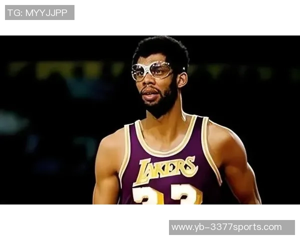 41岁后单场得分榜更新老詹26分超越贾巴尔紧追榜首31分成就